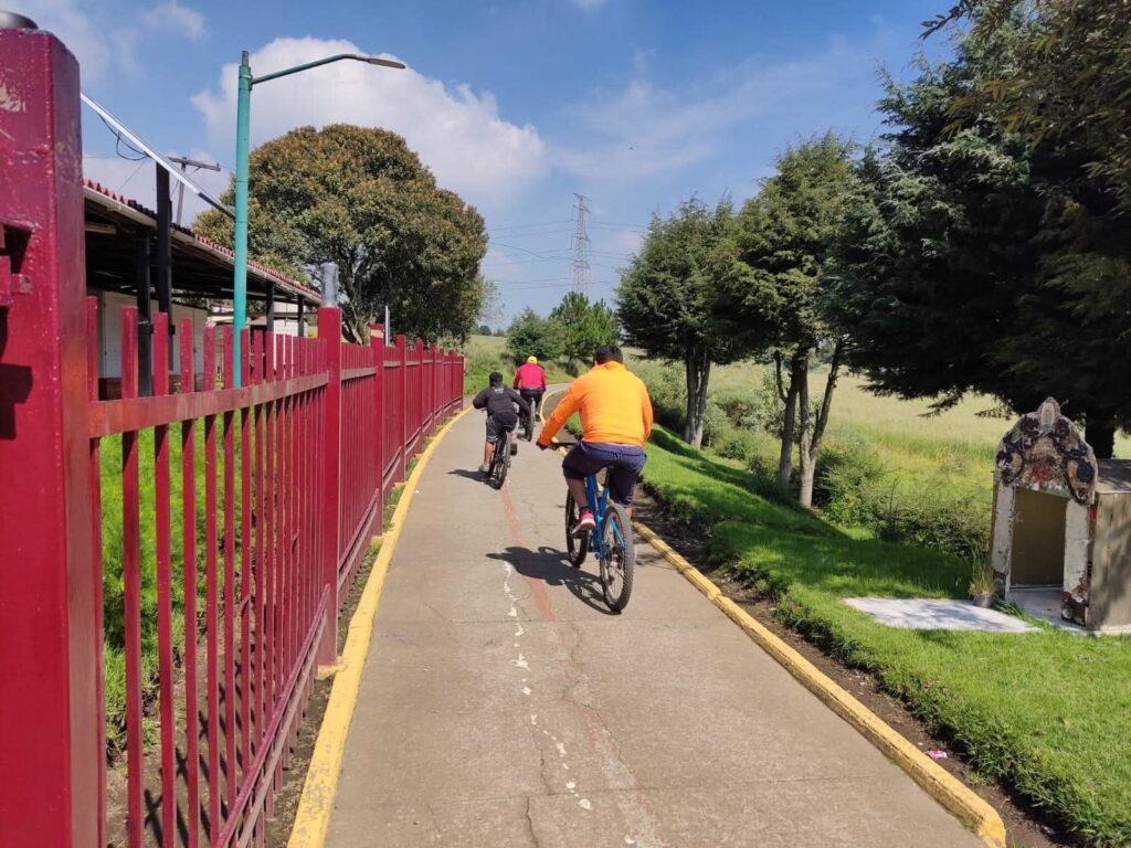 fb img 17602097862531421885354417666055