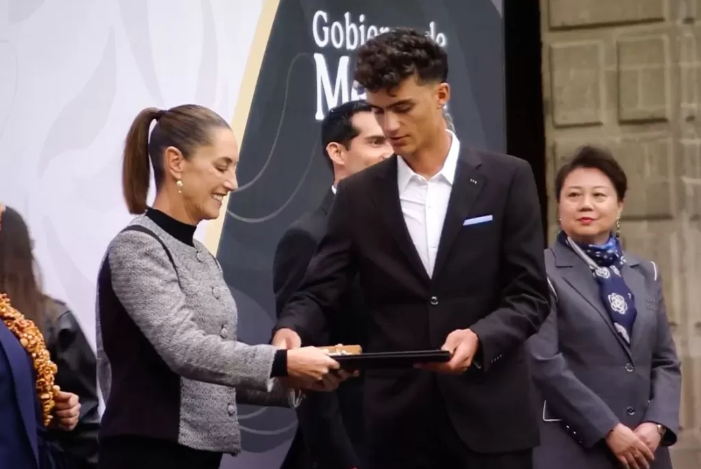 Isaac del Toro Premio Nacional de Deporte