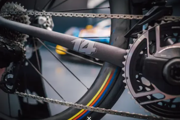 La nueva bicicleta de Fernando Alonso 8 Captura de pantalla 2026 07 29 151451