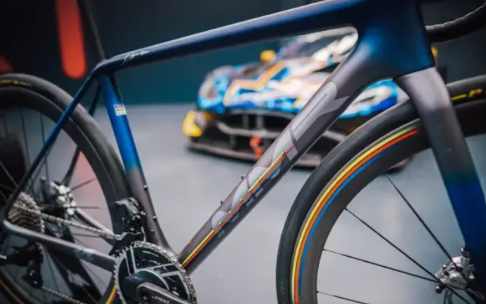 La nueva bicicleta de Fernando Alonso 1 Captura de pantalla 2026 07 29 151613