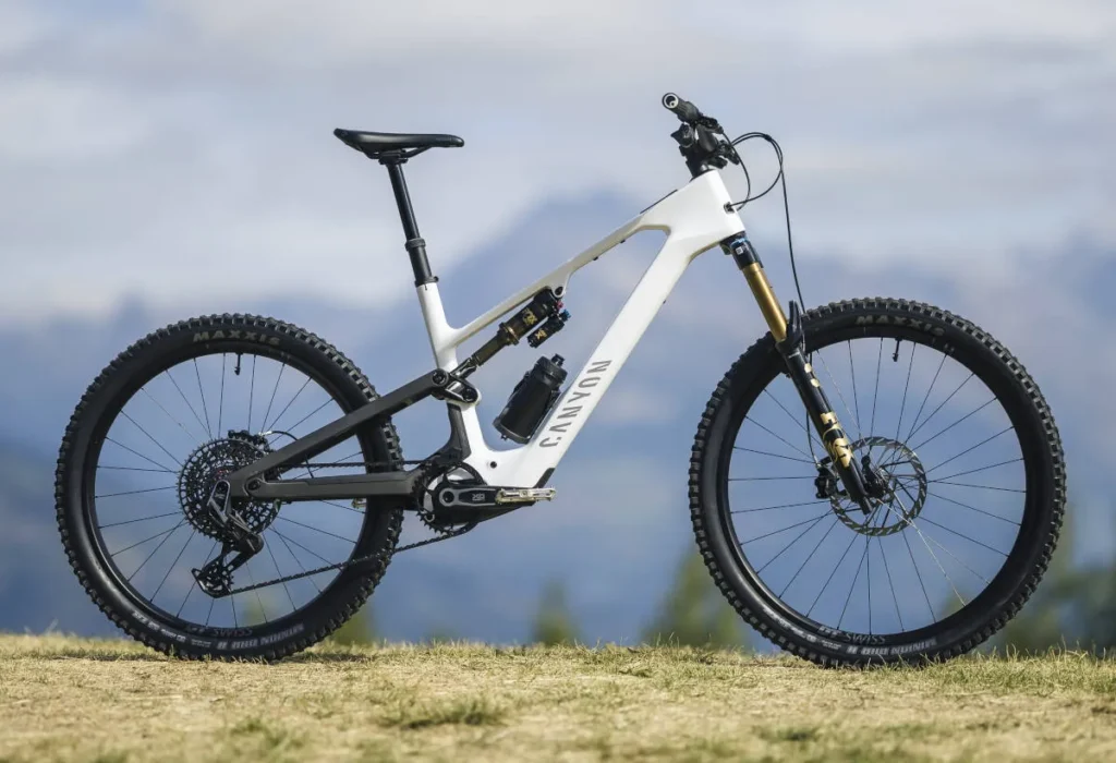 canyon spectral cf 9 avinox 3